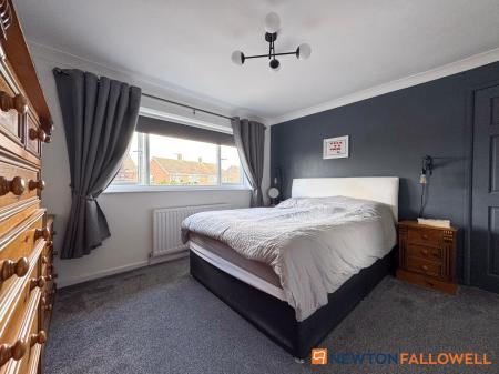 3 bedroom Semi-detached house for sale in Crow Park Avenue, Sutton-on-Trent