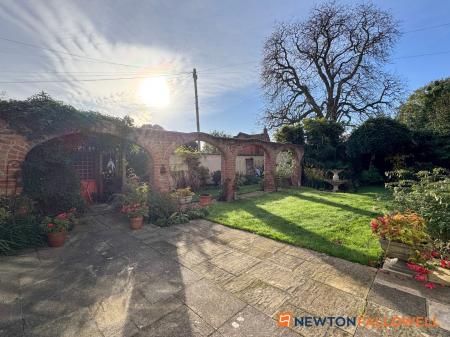 3 bedroom Detached house for sale in Gainsborough Road, Winthorpe