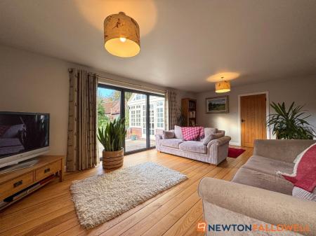 3 bedroom Detached house for sale in Gainsborough Road, Winthorpe