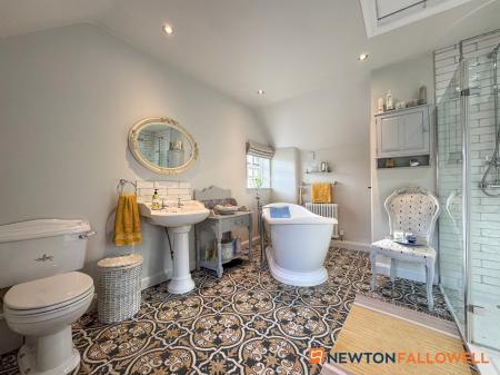 3 bedroom Detached house for sale in Gainsborough Road, Winthorpe