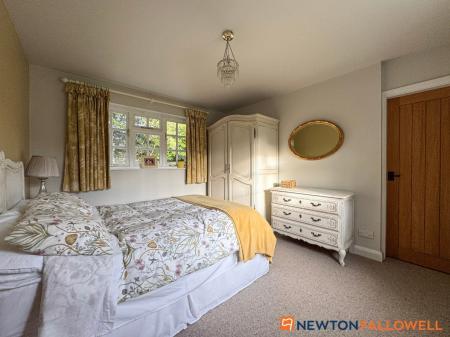 3 bedroom Detached house for sale in Gainsborough Road, Winthorpe