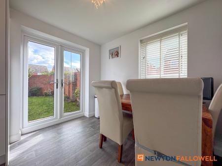 3 bedroom Semi-detached house for sale in Halifax Road, Fernwood