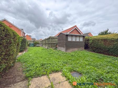 3 bedroom Detached house for sale in Henton Close, Coddington