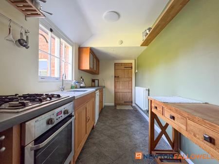 3 bedroom Semi-detached house for sale in Hall Farm Cottage, Stapleford