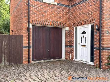 4 bedroom Detached house for sale in Home Farm Close, Kelham