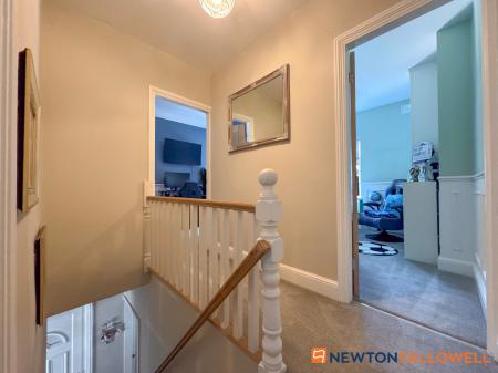 3 bedroom Terraced House for sale in Lime Grove, Newark