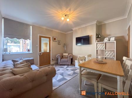 3 bedroom Terraced House for sale in Lime Grove, Newark