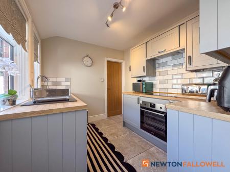 3 bedroom Terraced House for sale in Lime Grove, Newark
