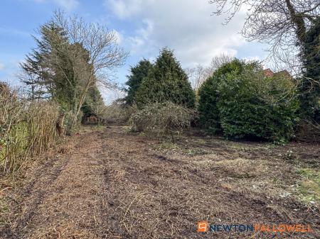 4 bedroom Detached house for sale in Main Street, Sutton-on-Trent