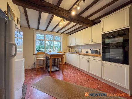 4 bedroom Detached house for sale in Main Street, Sutton-on-Trent