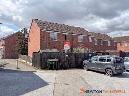3 bedroom End of terrace house for sale in Mill Green, Newark