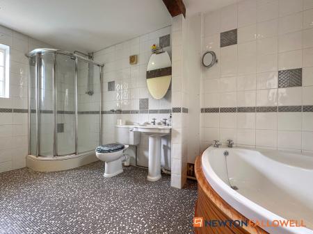 6 bedroom Detached house for sale in Mill Lane, Normanton-on-Trent