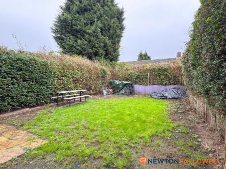 3 bedroom Terraced House for sale in The Meadows, Farndon