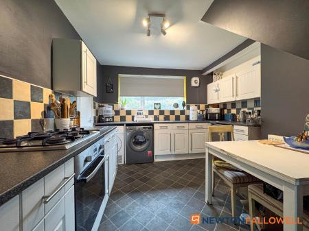 3 bedroom Terraced House for sale in The Meadows, Farndon