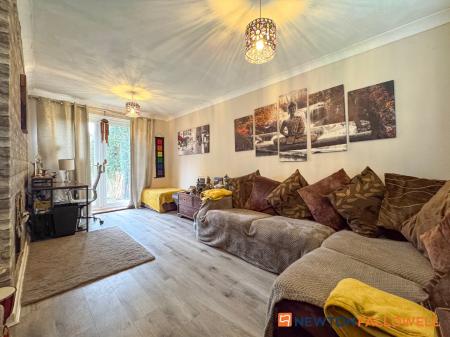 3 bedroom Terraced House for sale in The Meadows, Farndon