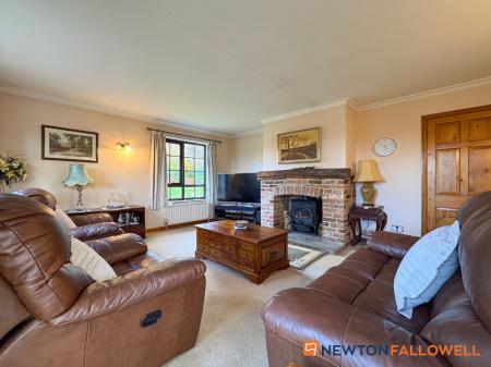 3 bedroom Detached bungalow for sale in The Paddocks, Stapleford