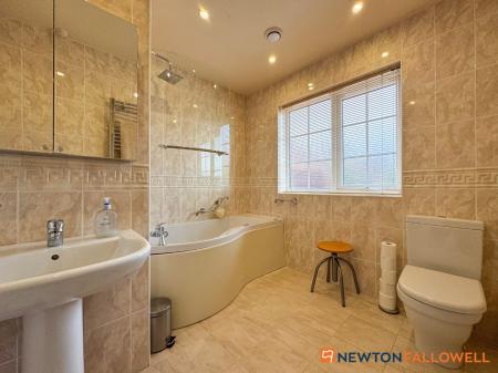 3 bedroom Detached bungalow for sale in The Paddocks, Stapleford