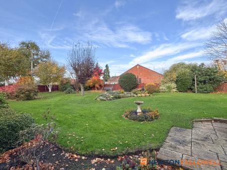3 bedroom Detached bungalow for sale in The Paddocks, Stapleford