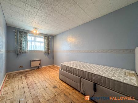 3 bedroom Semi-detached house for sale in Trinity Road, Newark