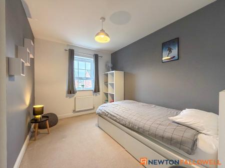 4 bedroom Detached house for sale in Whittle Way, Fernwood