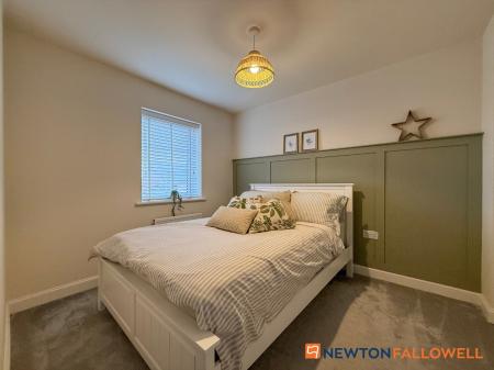 3 bedroom Semi-detached house for sale in Halifax Road, Fernwood