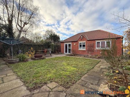 3 bedroom Detached bungalow for sale in Jasmine Court, Balderton