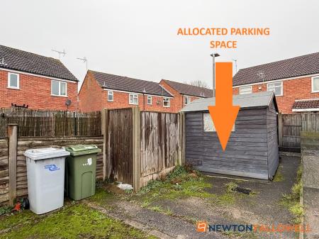 2 bedroom End of terrace house for sale in Magdalene View, Newark