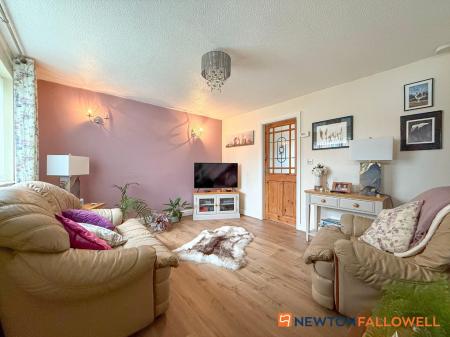 2 bedroom End of terrace house for sale in Magdalene View, Newark