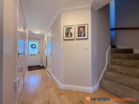 3 bedroom End of terrace house for sale in Cludd Avenue, Newark