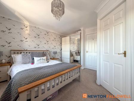3 bedroom End of terrace house for sale in Cludd Avenue, Newark