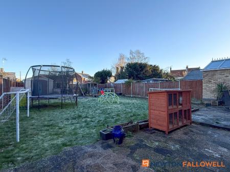 3 bedroom Semi-detached house for sale in Macaulay Drive, Balderton