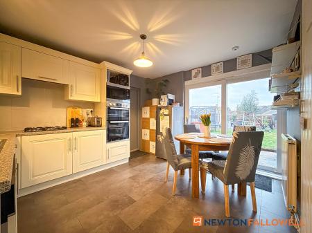 3 bedroom Semi-detached house for sale in Macaulay Drive, Balderton