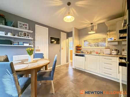 3 bedroom Semi-detached house for sale in Macaulay Drive, Balderton