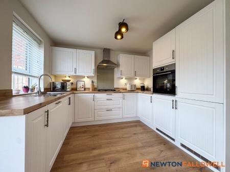 4 bedroom Detached house for sale in Phoenix Lane, Fernwood