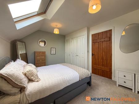 2 bedroom Semi-detached house for sale in Peacocks Launde, Claypole