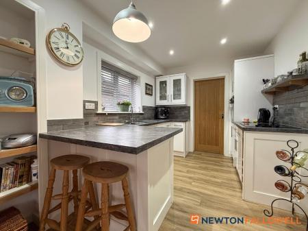 2 bedroom Detached house for sale in Cottage Homes, London Road, Newark