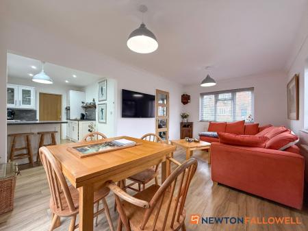 2 bedroom Detached house for sale in Cottage Homes, London Road, Newark