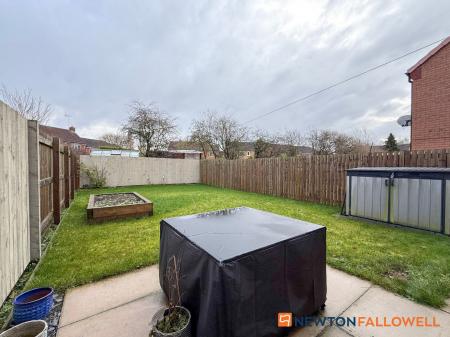 3 bedroom Semi-detached house for sale in Sir Brian Way, Bilsthorpe