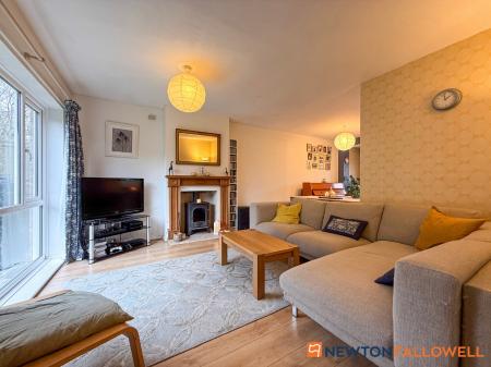 4 bedroom Detached house for sale in Markwick Close, Newark