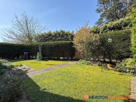 4 bedroom Detached house for sale in Markwick Close, Newark