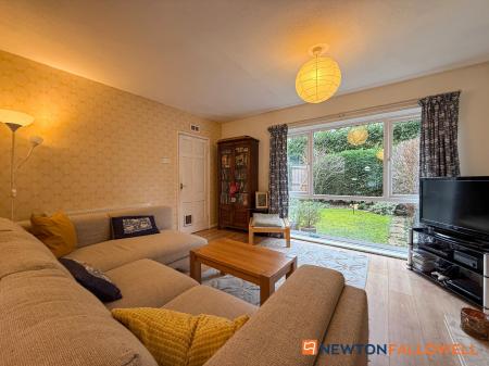 4 bedroom Detached house for sale in Markwick Close, Newark