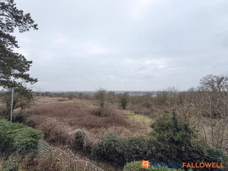 4 bedroom Detached house for sale in Markwick Close, Newark