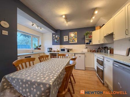 4 bedroom Detached house for sale in Markwick Close, Newark