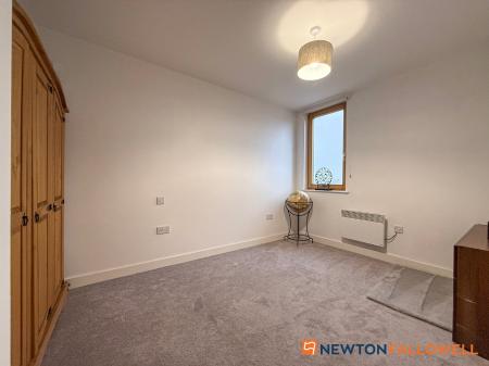 2 bedroom Flat for sale in The Roundhead Building, Warwick Brewery, Newark