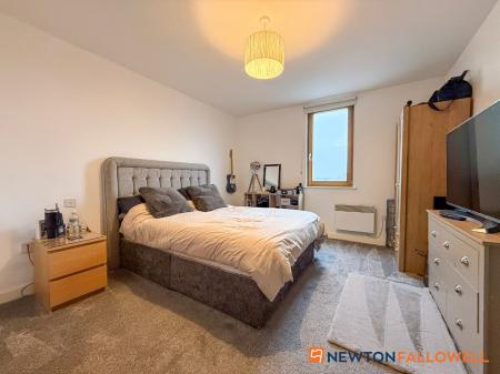2 bedroom Flat for sale in The Roundhead Building, Warwick Brewery, Newark