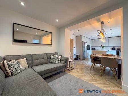 4 bedroom Detached house for sale in Chestnut Grove, Farndon