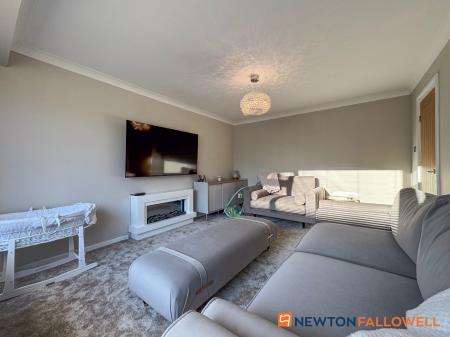 4 bedroom Detached house for sale in Chestnut Grove, Farndon