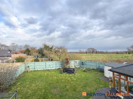 4 bedroom Detached house for sale in Main Street, South Muskham