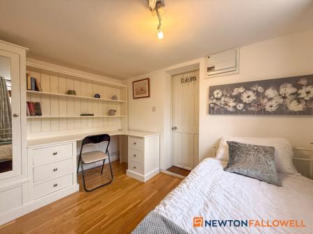 4 bedroom Detached house for sale in Main Street, South Muskham