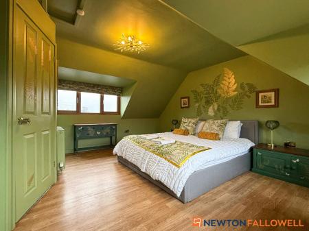 4 bedroom Detached house for sale in Main Street, South Muskham